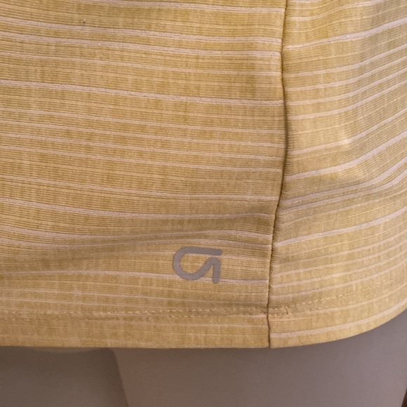 EUC GapFit Tall Breathe Muscle Tank - Picture 7 of 7